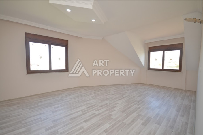 Дуплекс с потрясающим видом на горы планировки 2+1 в Газипаше, 95м2 - Ракурс 14