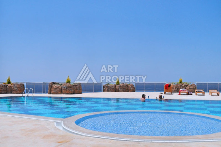 Невероятный дуплекс с видом на Средиземное море планировки 4+1 с хамамом в районе Конаклы, 300м2 - Ракурс 2