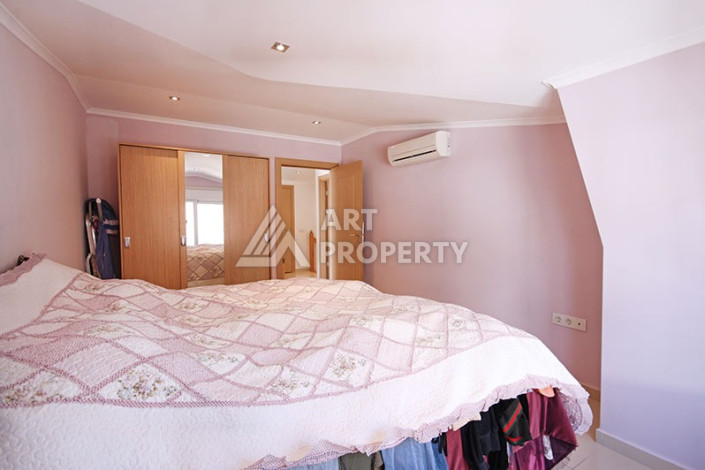 Невероятный дуплекс с видом на Средиземное море планировки 4+1 с хамамом в районе Конаклы, 300м2 - Ракурс 38