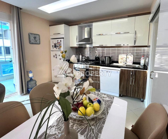 Меблированные апартаменты планировки 1+1 с большим балконом в районе Махмутлар, 60м2 - Ракурс 2