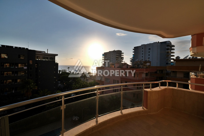 Апартаменты в 150ти метрах от моря в районе Махмутлар планировки 2+1, 120м2 - Ракурс 18