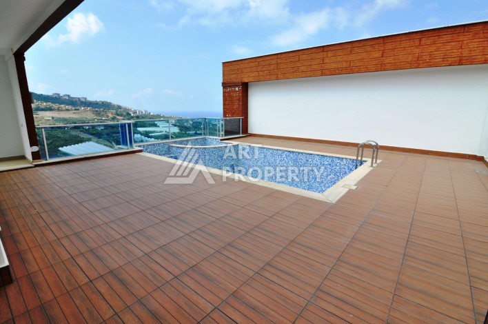 Вилла с собственным бассейном, сауной и гаражом в районе Каргыджак, 3+1, 330м2 - Ракурс 4