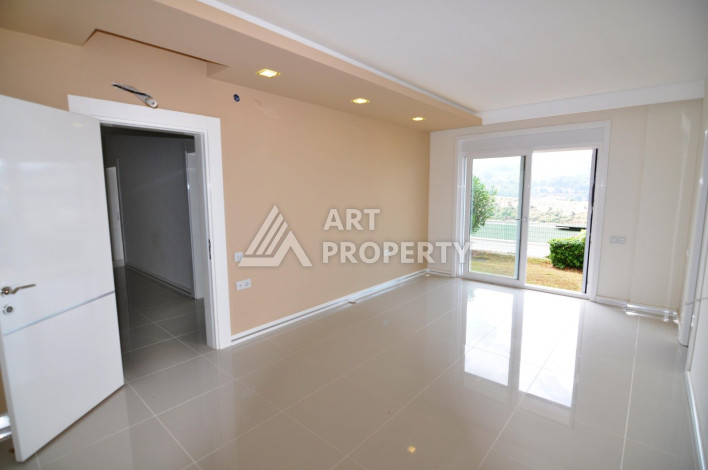 Вилла с собственным бассейном, сауной и гаражом в районе Каргыджак, 3+1, 330м2 - Ракурс 10