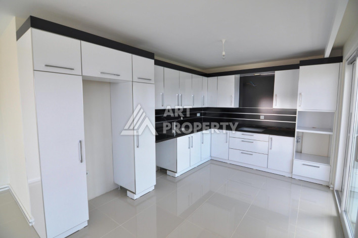 Вилла с собственным бассейном, сауной и гаражом в районе Каргыджак, 3+1, 330м2 - Ракурс 14