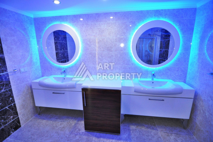 Вилла с собственным бассейном, сауной и гаражом в районе Каргыджак, 3+1, 330м2 - Ракурс 21