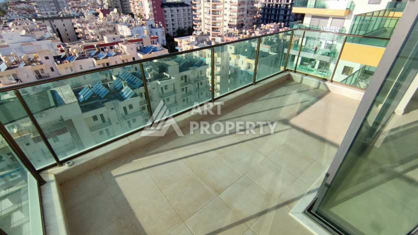 Апартаменты 1+1, 65м2, в резиденции класса люкс на первой береговой линии в Махмутларе - Ракурс 24