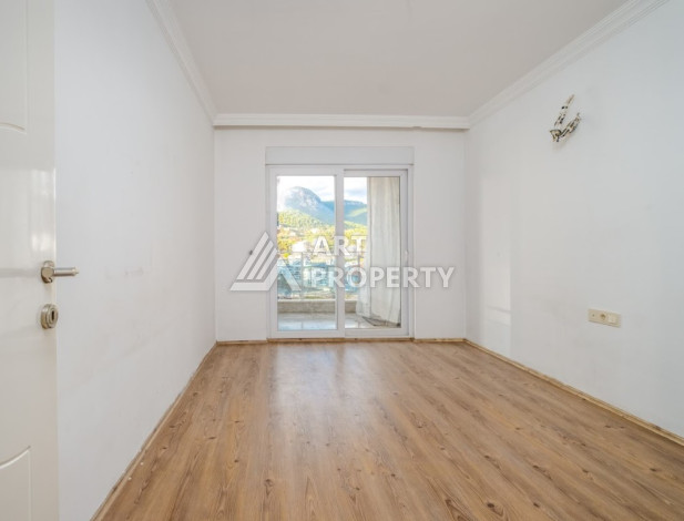 Двухуровневые апартаменты планировки 4+1 в районе Оба, 220м2 - Ракурс 12