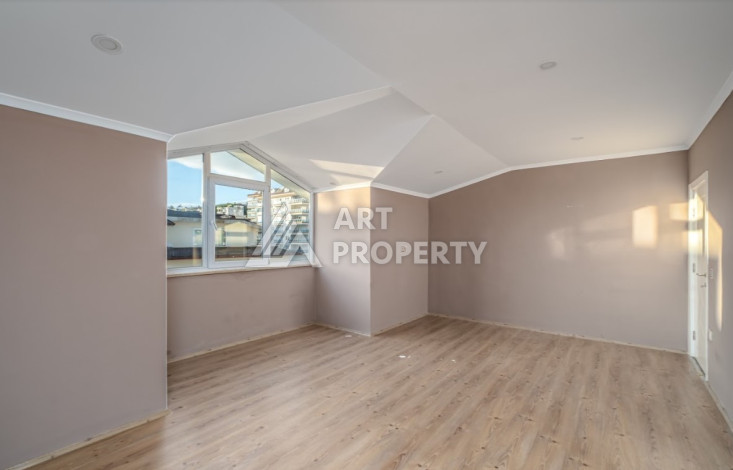 Двухуровневые апартаменты планировки 4+1 в районе Оба, 220м2 - Ракурс 29