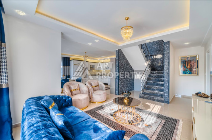 Дуплекс с джакузи на террасе в престижном районе Кестель планировки 3+2, 240м2 - Ракурс 7