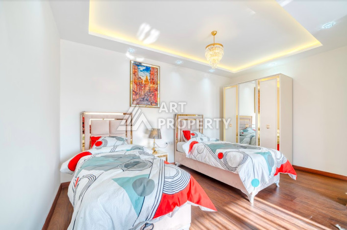 Дуплекс с джакузи на террасе в престижном районе Кестель планировки 3+2, 240м2 - Ракурс 24