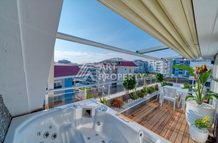 Дуплекс с джакузи на террасе в престижном районе Кестель планировки 3+2, 240м2 - Ракурс 28