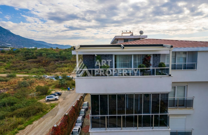 Дуплекс с джакузи на террасе в престижном районе Кестель планировки 3+2, 240м2 - Ракурс 43