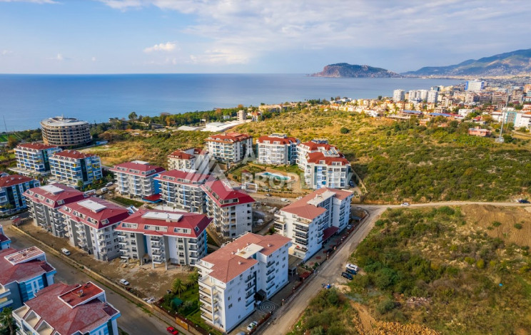 Дуплекс с джакузи на террасе в престижном районе Кестель планировки 3+2, 240м2 - Ракурс 45