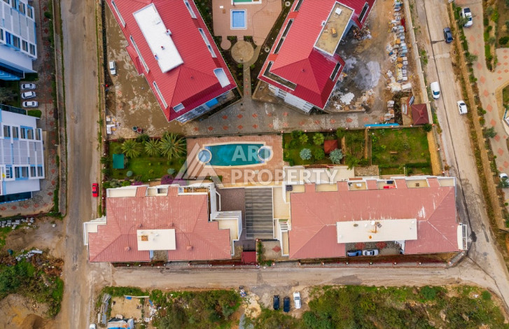 Дуплекс с джакузи на террасе в престижном районе Кестель планировки 3+2, 240м2 - Ракурс 46