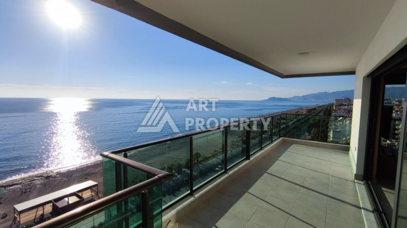 Меблированная квартира 1+1, 65м2, в резиденции класса люкс на первой береговой линии в Махмутларе - Ракурс 14