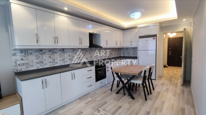 Меблированные апартаменты с просторным балконом  планировки 2+1 в районе Махмутлар, 110м2 - Ракурс 14