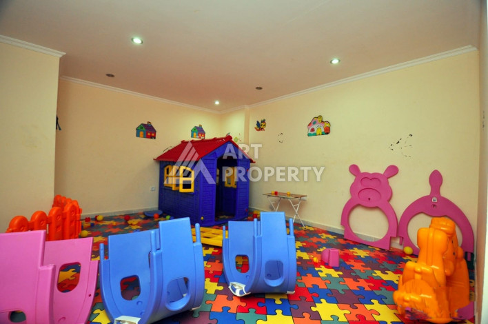 Меблированные апартаменты с просторным балконом  планировки 2+1 в районе Махмутлар, 110м2 - Ракурс 18