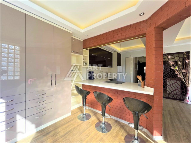 Апартаменты вблизи шикарного пляжа Клеопатры планировки 1+1, 70м2 - Ракурс 2