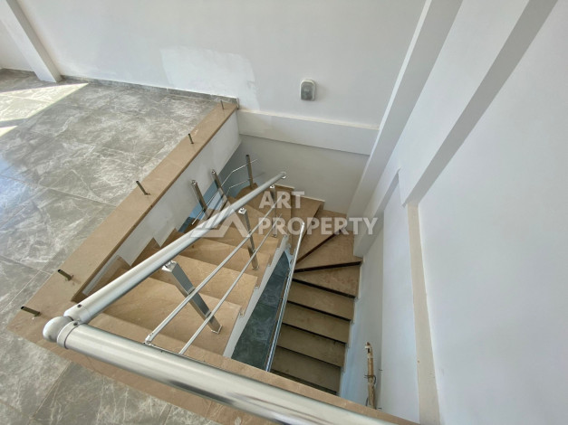 Просторный дуплекс с панорамными окнами и видом на море в районе Каргыджак, планировка 1+1, 78м2 - Ракурс 10