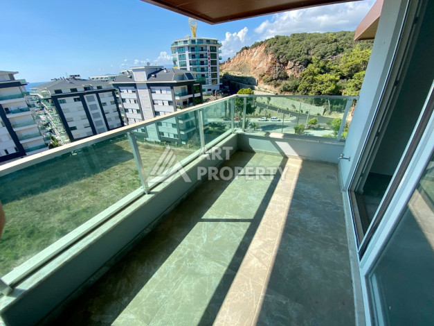 Просторный дуплекс с панорамными окнами и видом на море в районе Каргыджак, планировка 1+1, 78м2 - Ракурс 32