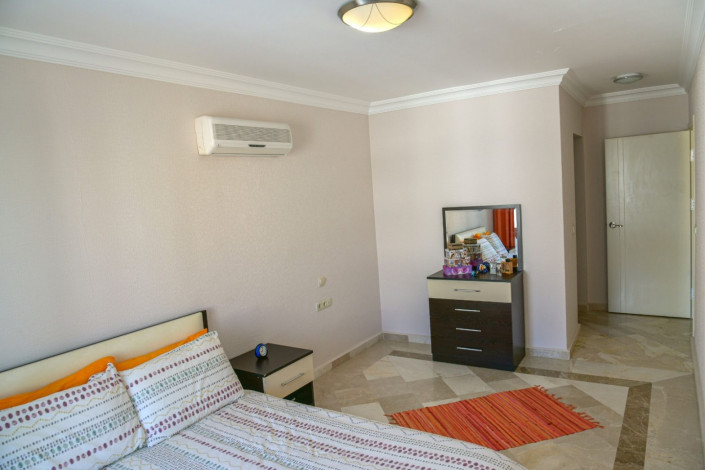 Трехкомнатная квартира в комплексе с богатой инфраструктурой в Махмутлар, 115 м2 - Ракурс 18