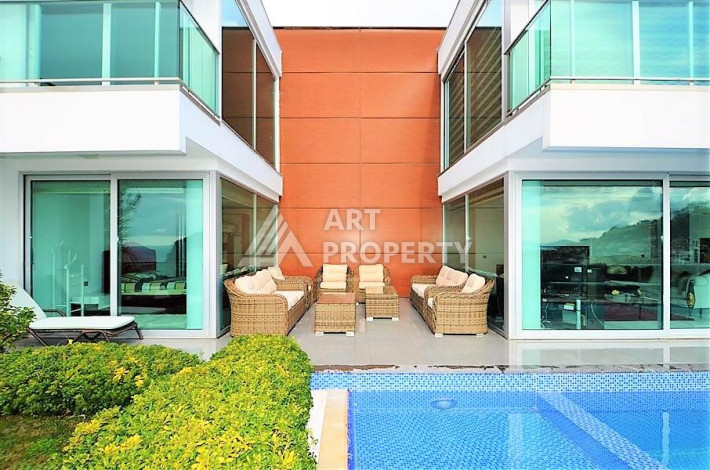 Шикарная и современная вилла с великолепным видом в районе Тепе в Алании. Планировка 4+2, 366м2 - Ракурс 5