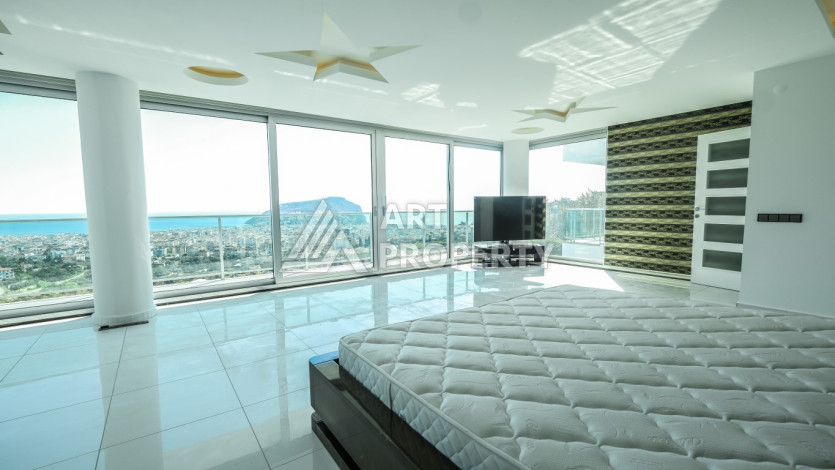 Шикарная и современная вилла с великолепным видом в районе Тепе в Алании. Планировка 4+2, 366м2 - Ракурс 8