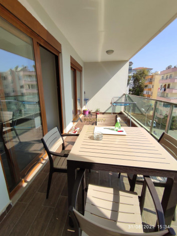 Двухкомнатная квартира в 300 метрах от моря в Махмутлар, 65 м2 - Ракурс 2