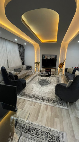 Апартаменты с просторной террасой и видом на море планировки 3+1 в районе Махмутлар, 185м2 - Ракурс 9