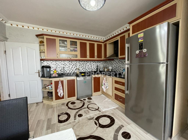 Апартаменты с просторной террасой и видом на море планировки 3+1 в районе Махмутлар, 185м2 - Ракурс 12