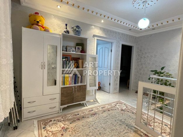 Апартаменты с просторной террасой и видом на море планировки 3+1 в районе Махмутлар, 185м2 - Ракурс 14