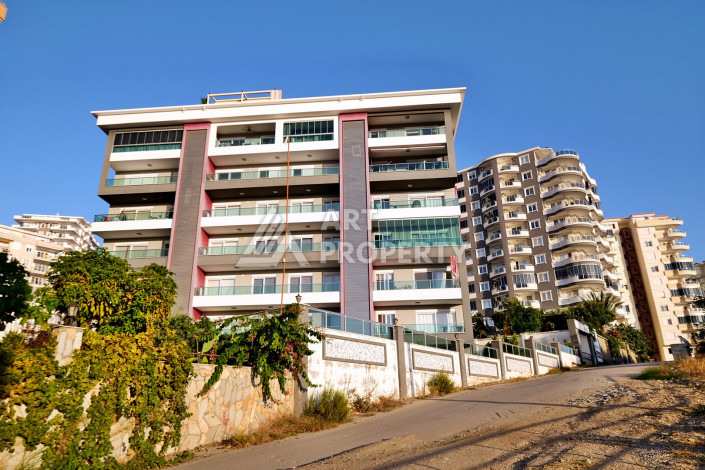 Просторные меблированные апартаменты планировки 3+1 в районе Махмутлар, 150м2 - Ракурс 1