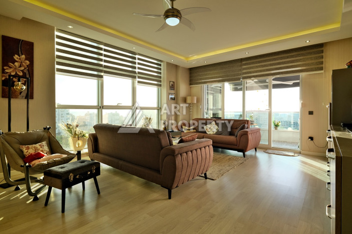 Просторные меблированные апартаменты планировки 3+1 в районе Махмутлар, 150м2 - Ракурс 6