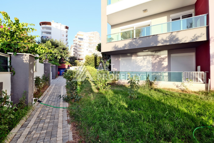 Просторные меблированные апартаменты планировки 3+1 в районе Махмутлар, 150м2 - Ракурс 42