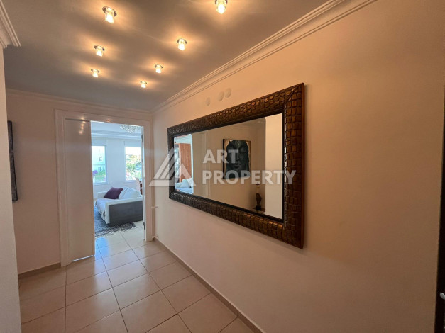 Просторный меблированный дуплекс планировки 4+1 в районе Оба, 280м2 - Ракурс 7