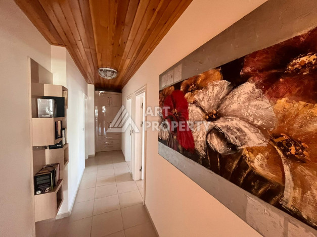 Просторный меблированный дуплекс планировки 4+1 в районе Оба, 280м2 - Ракурс 22