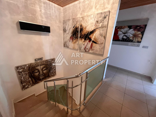 Просторный меблированный дуплекс планировки 4+1 в районе Оба, 280м2 - Ракурс 27