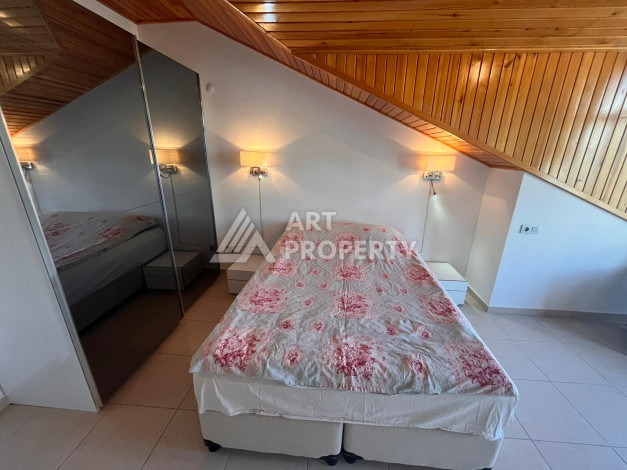 Просторный меблированный дуплекс планировки 4+1 в районе Оба, 280м2 - Ракурс 28