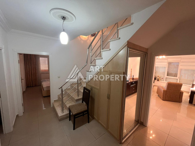 Двухуровневые апартаменты в 100 метрах от моря планировки 4+1 в районе нижняя Оба, 180м2 - Ракурс 16