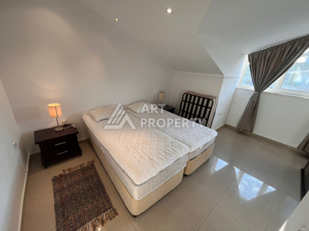 Двухуровневые апартаменты в 100 метрах от моря планировки 4+1 в районе нижняя Оба, 180м2 - Ракурс 22