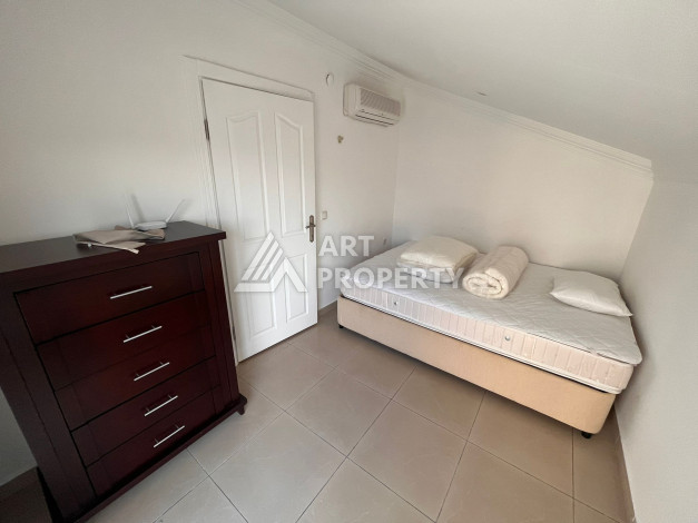 Двухуровневые апартаменты в 100 метрах от моря планировки 4+1 в районе нижняя Оба, 180м2 - Ракурс 23