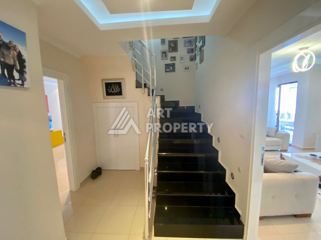 Дуплекс в шикарном жилом комплексе вблизи моря планировки 4+1, 270м2 - Ракурс 3