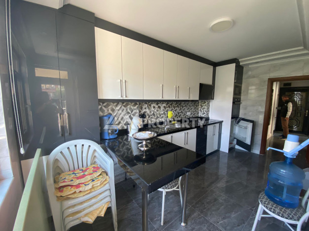 Меблированные апартаменты планировки 3+1, в центре Аланьи, в 400 метрах от моря - Ракурс 4