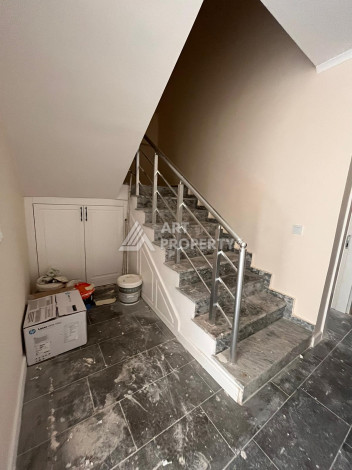 Двухуровневые апартаменты с садом, планировки 3+1, 160м2, в новом доме. - Ракурс 6