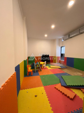 Двухуровневые апартаменты с садом, планировки 3+1, 160м2, в новом доме. - Ракурс 26