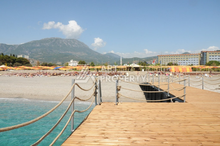 Апартаменты в одном из лучших комплексов в районе Каргыджак планировки 2+1, 115м2 - Ракурс 17