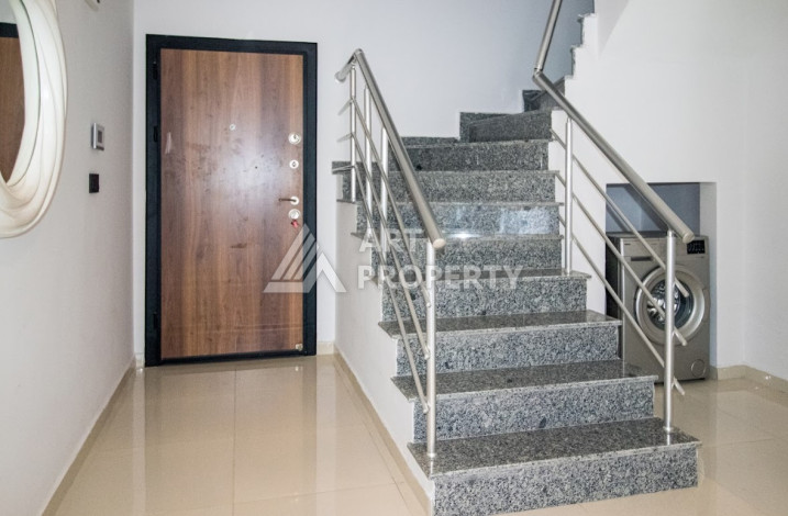 Меблированная двухуровневая квартира планировки 2+1 в районе Махмутлар, 130м2 - Ракурс 2