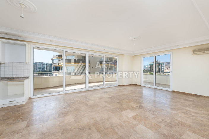 Квартира с просторной гостиной планировки 2+1 в районе Авсаллар, 125м2 - Ракурс 2