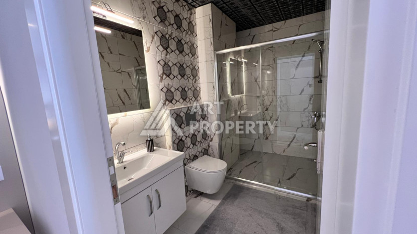 Квартира со стильным дизайном планировки 2+1 в районе Махмутлар, 135м2 - Ракурс 9