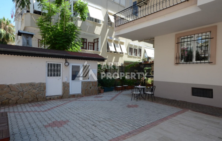 Апартаменты всего в 200 метрах от моря в районе Оба. Планировка 2+1, 100м2 - Ракурс 3